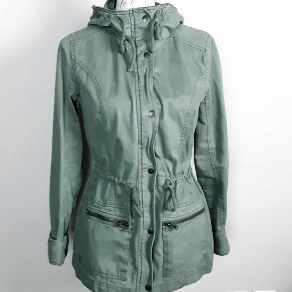 HOLLISTER CALIFORNIA ARMY UTILITY JACKET